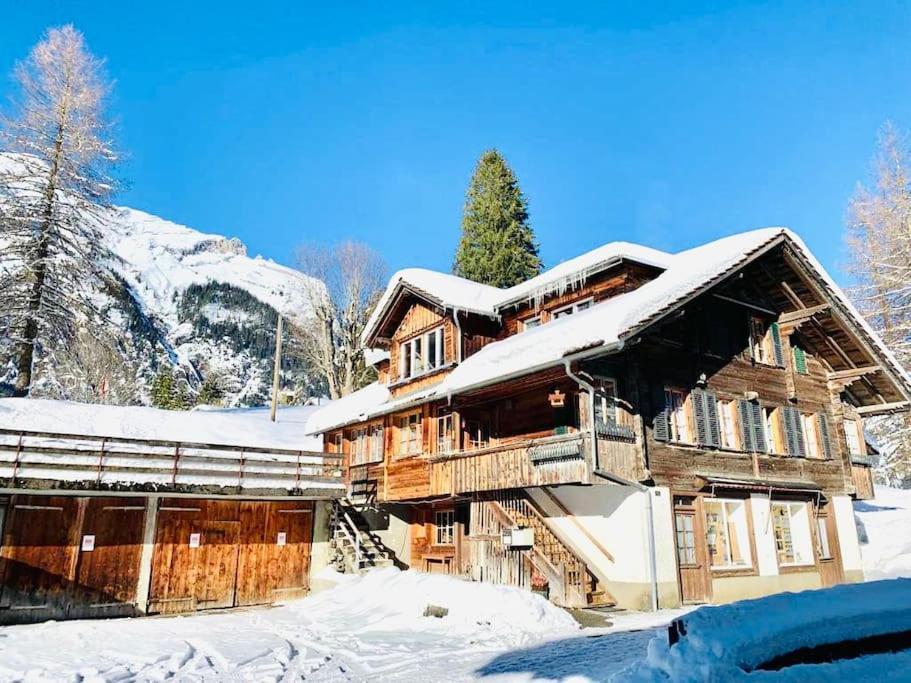 Cozy Apartment In Vintage House In Kandersteg Eksteriør bilde
