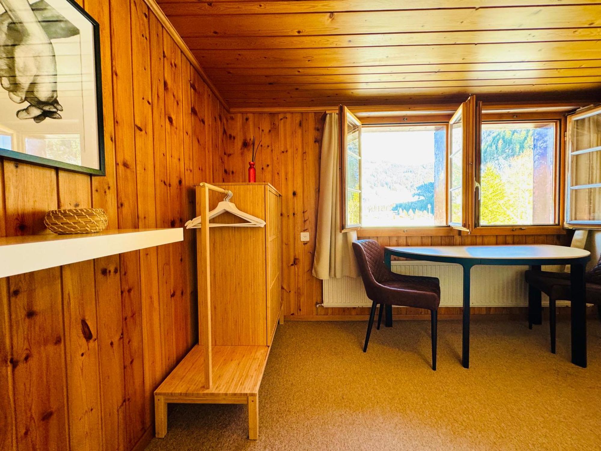 Cozy Apartment In Vintage House In Kandersteg Eksteriør bilde
